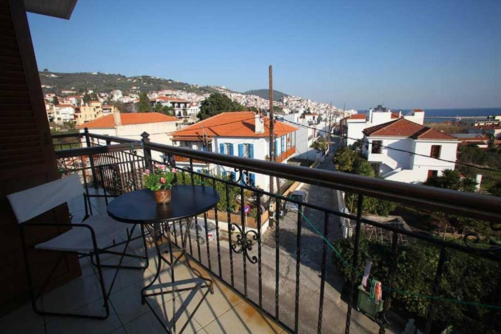 Hotel Aggeliki Skopelos stad Exteriör bild